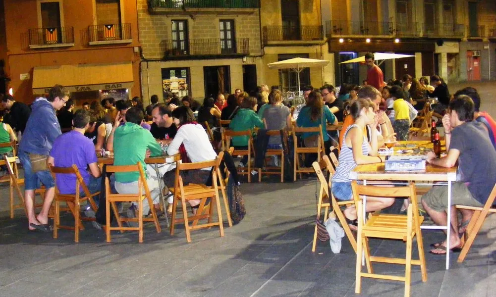 Sessió nocturna a la plaça major